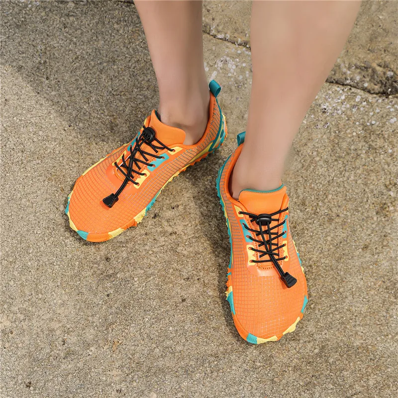 Black tailed Deer Slip Resistant, Breathable, Lightweight Low Top Casual Shoes Unisex-30
