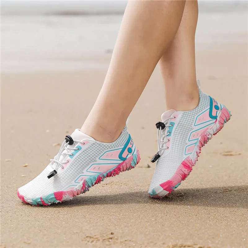 Black tailed Deer Slip Resistant, Breathable, Lightweight Low Top Casual Shoes Unisex-18