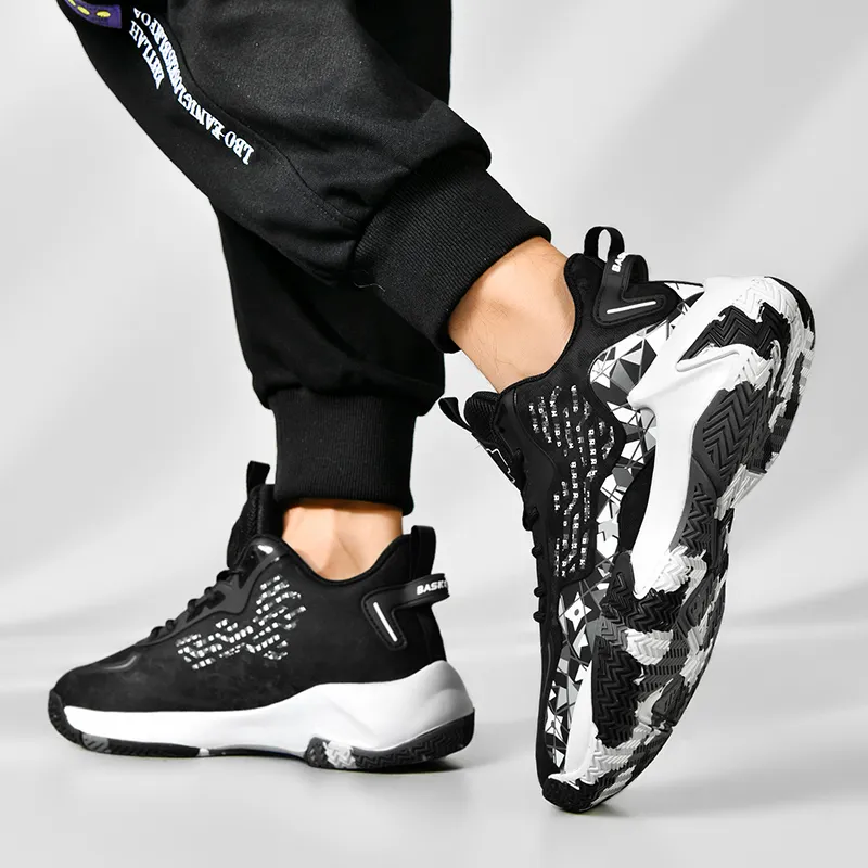 Black tailed Deer Shock Absorbers With Slip Resistant And Abrasion Resistant Properties Mid Top Basketball Shoes Men's-8