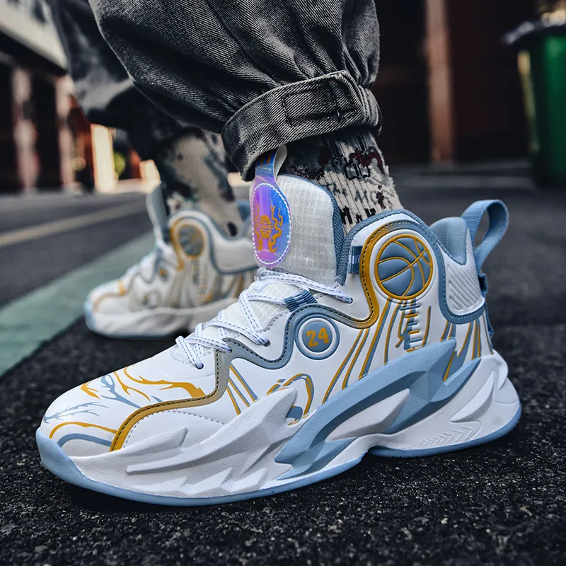 Black tailed Deer Thermal Cushioning Abrasion Resistant Slip Resistant High Top Basketball Shoes Unisex-3