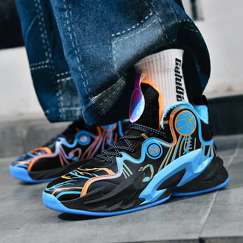 Black tailed Deer Thermal Cushioning Abrasion Resistant Slip Resistant High Top Basketball Shoes Unisex-36