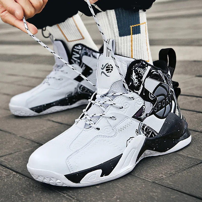 Black tailed Deer Thermal Cushioning Abrasion Resistant Slip Resistant High Top Basketball Shoes Unisex-35