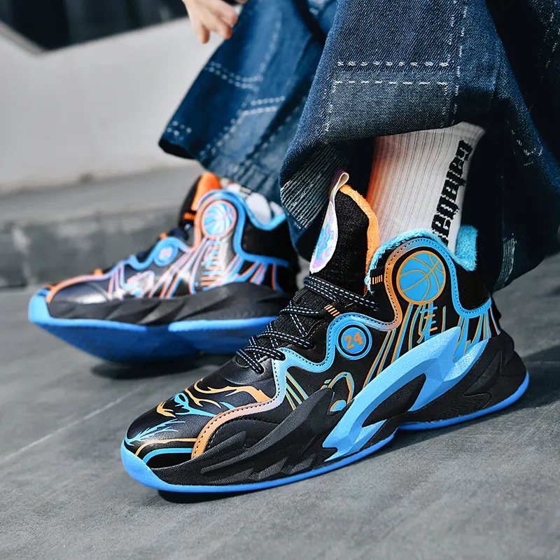 Black tailed Deer Thermal Cushioning Abrasion Resistant Slip Resistant High Top Basketball Shoes Unisex-37