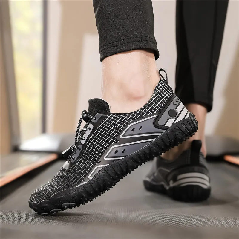 Black tailed Deer Slip Resistant, Breathable, Lightweight Low Top Casual Shoes Unisex-6