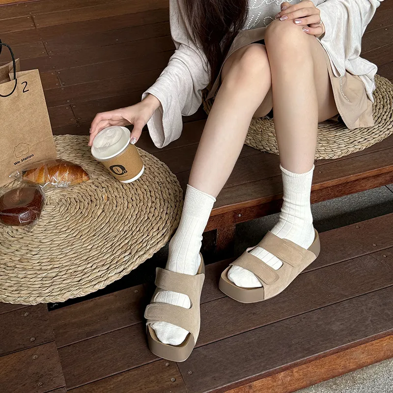 XIAOFAMIAO Slip Resistant Abrasion Resistant Slide Slippers Women's-1