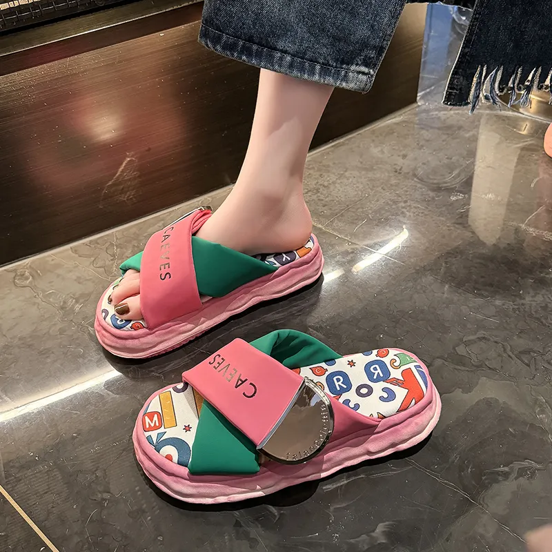 REIHUNG Rubber Sole Sequins Quiet Abrasion Resistant Quick Dry Massage Cushioning Slide Slippers Women's-1