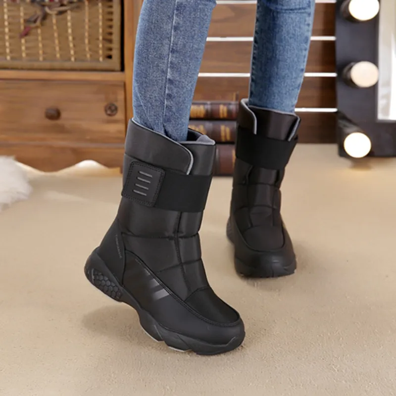 Yi Jiabao Warm Water Resistant Cushioning 21cm Outdoor Boots Women's Black-3