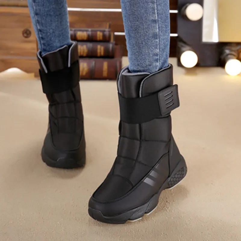 Yi Jiabao Warm Water Resistant Cushioning 21cm Outdoor Boots Women's Black-4