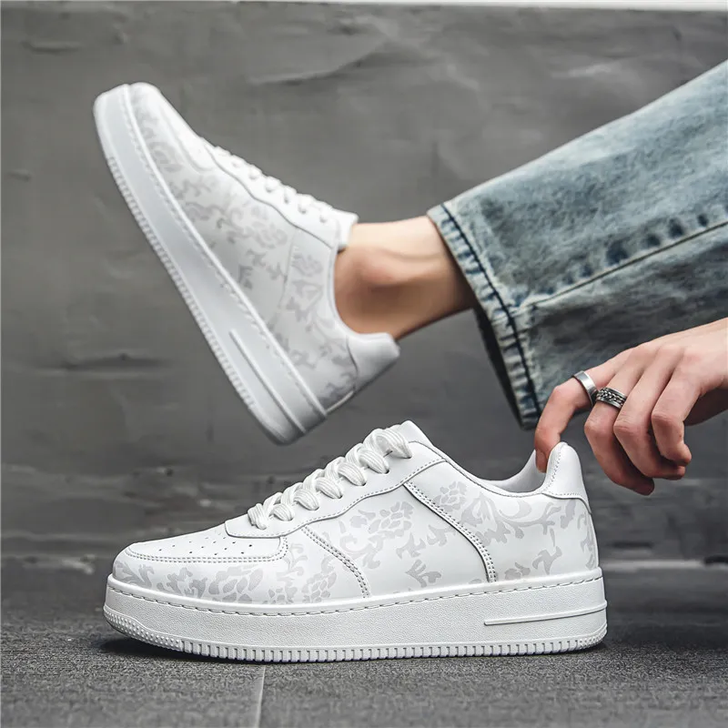 MOISE KEAN Non slip Lightweight Low Top Skateboard Shoes Men's-9