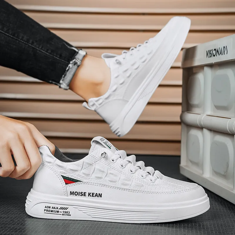 MOISE KEAN Breathable Low-Top Skateboard Shoes Men's-8