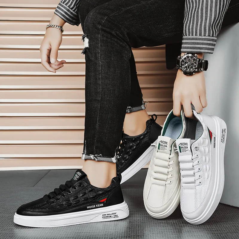MOISE KEAN Breathable Low-Top Skateboard Shoes Men's-33