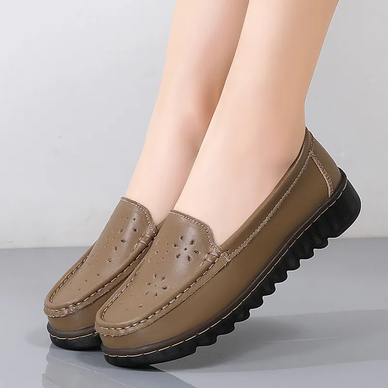 Reivanti Beanie Shoes Women's Khaki-3