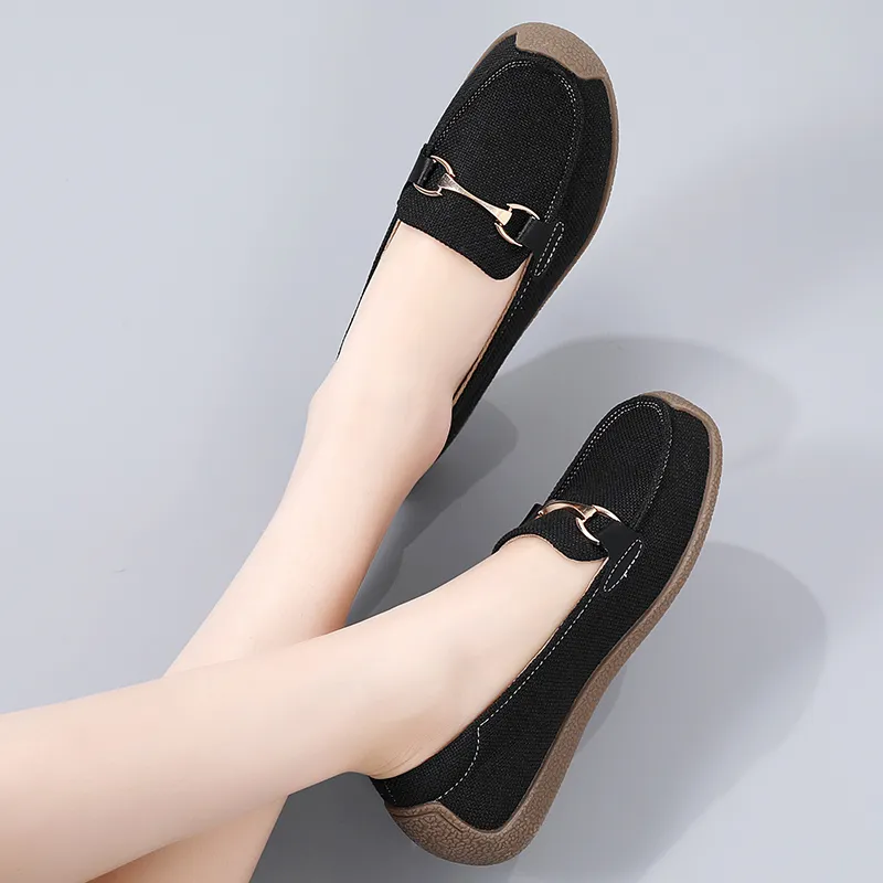 Reivanti Beanie Shoes Women's Black-1