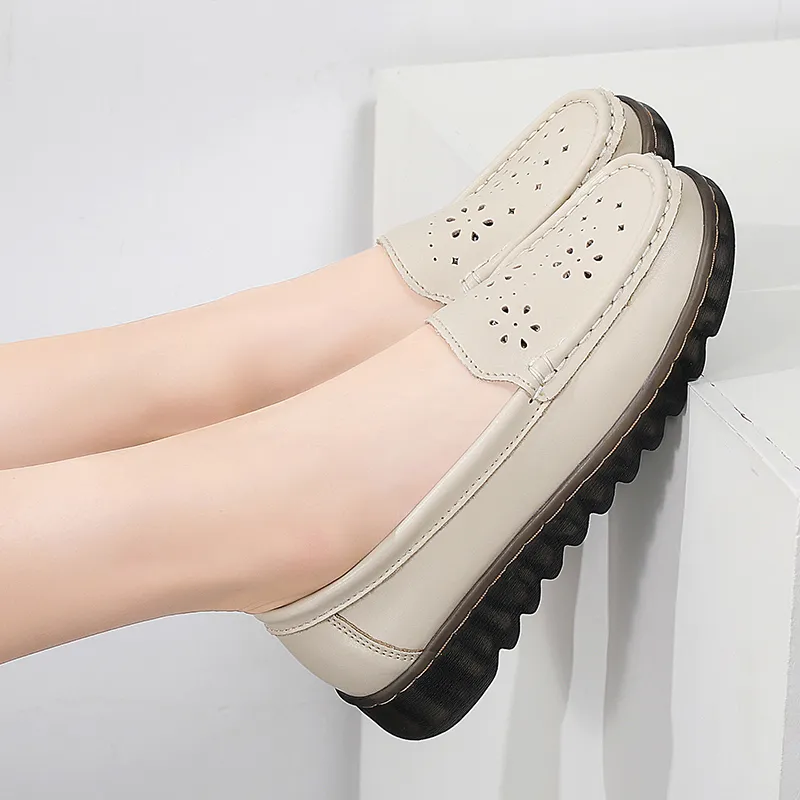 Reivanti Beanie Shoes Women's Beige-3