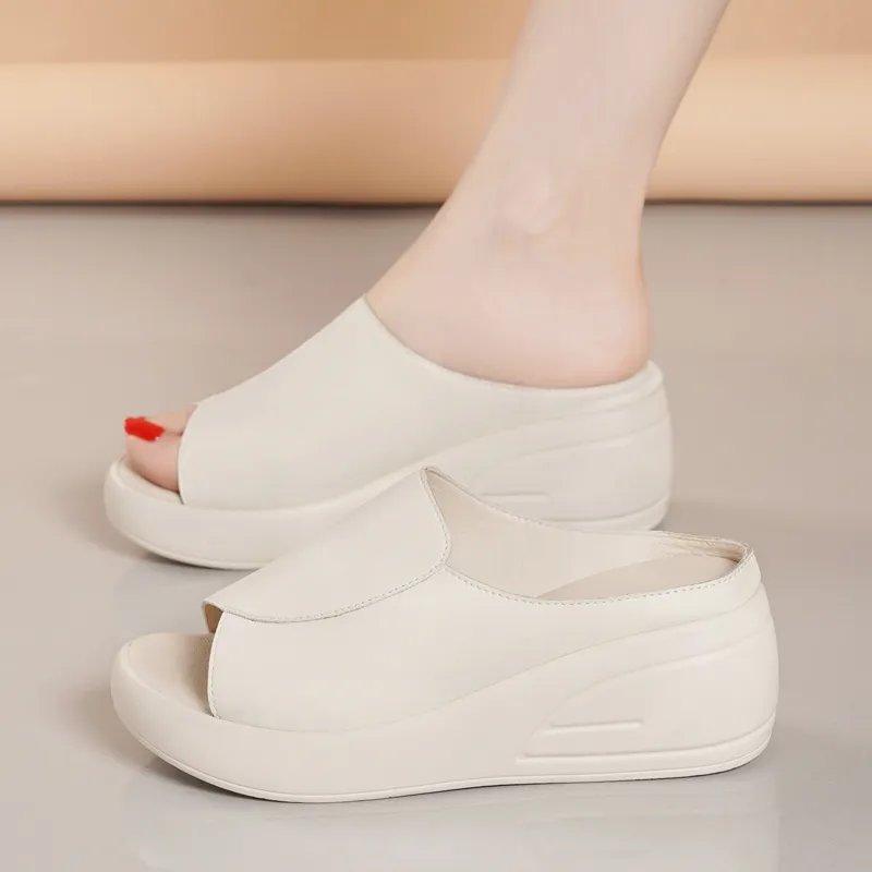 Reivanti Slide Slippers Women's Beige-7