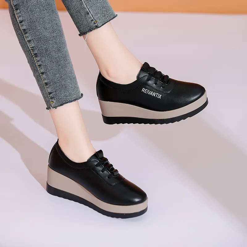 Reivanti Women's Casual Shoes Women's Black-3