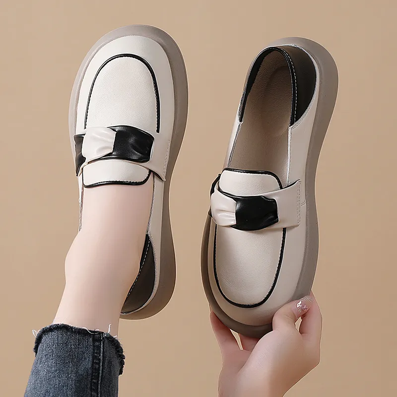 Reivanti Loafers 2cm Women's Beige Black-7