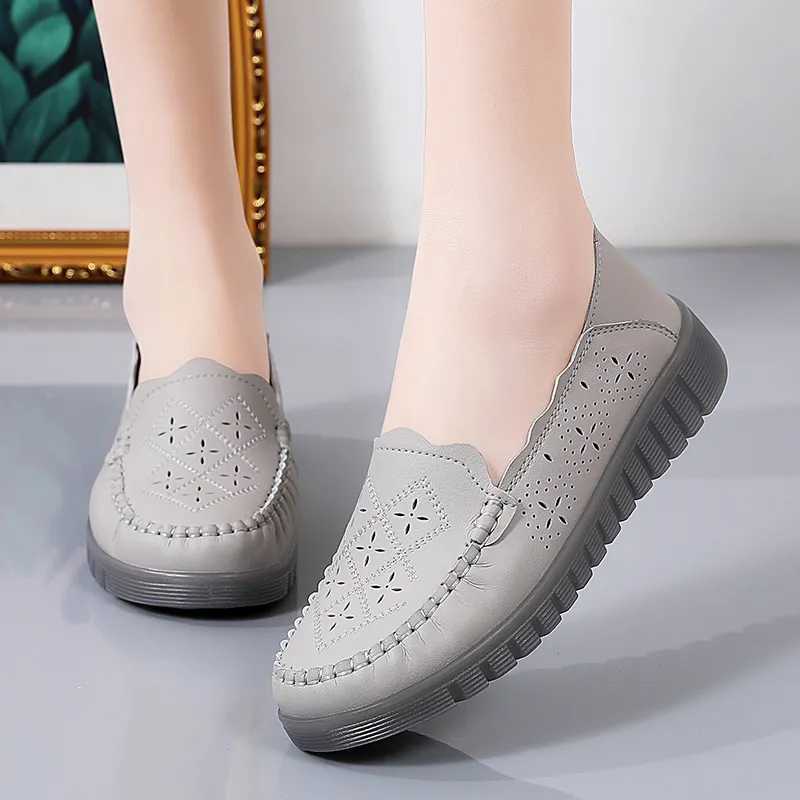 Reivanti Beanie Shoes Women's Gray-1