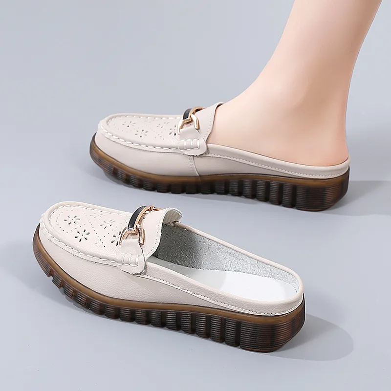 Reivanti Wrap toe Slippers Women's Beige Cut Out-7