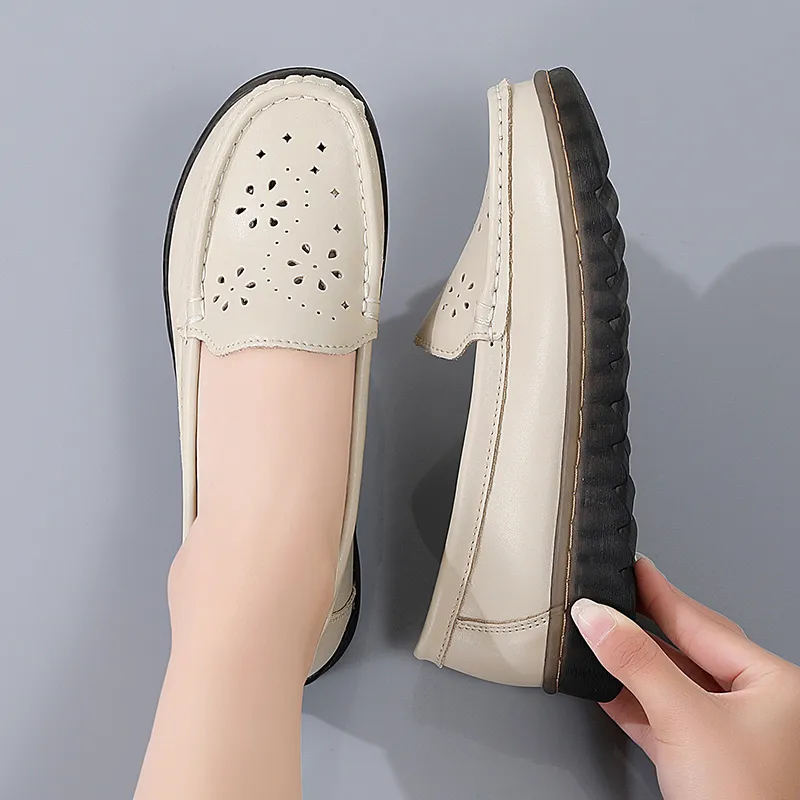 Reivanti Beanie Shoes Women's Beige-1
