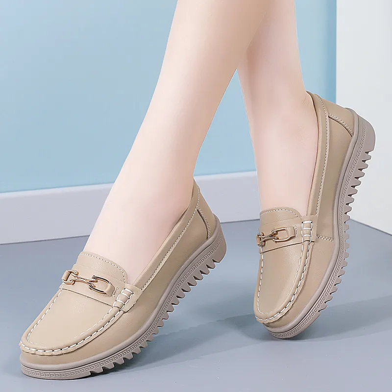 Reivanti Loafers Women's Apricot-3