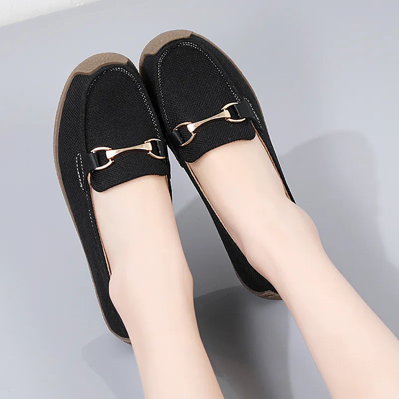 Reivanti Beanie Shoes Women's Black-2