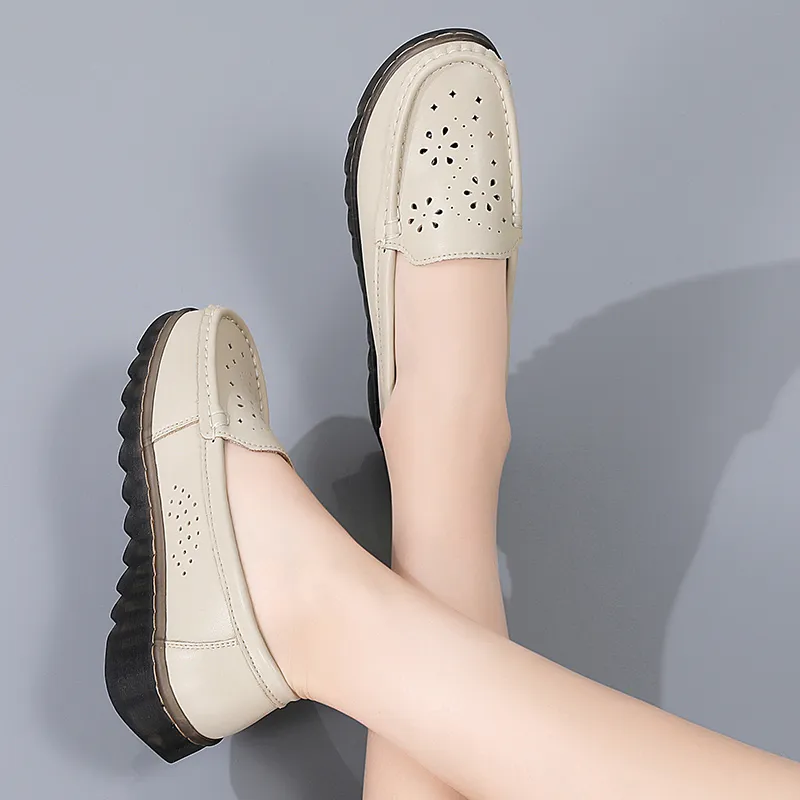 Reivanti Beanie Shoes Women's Beige-2