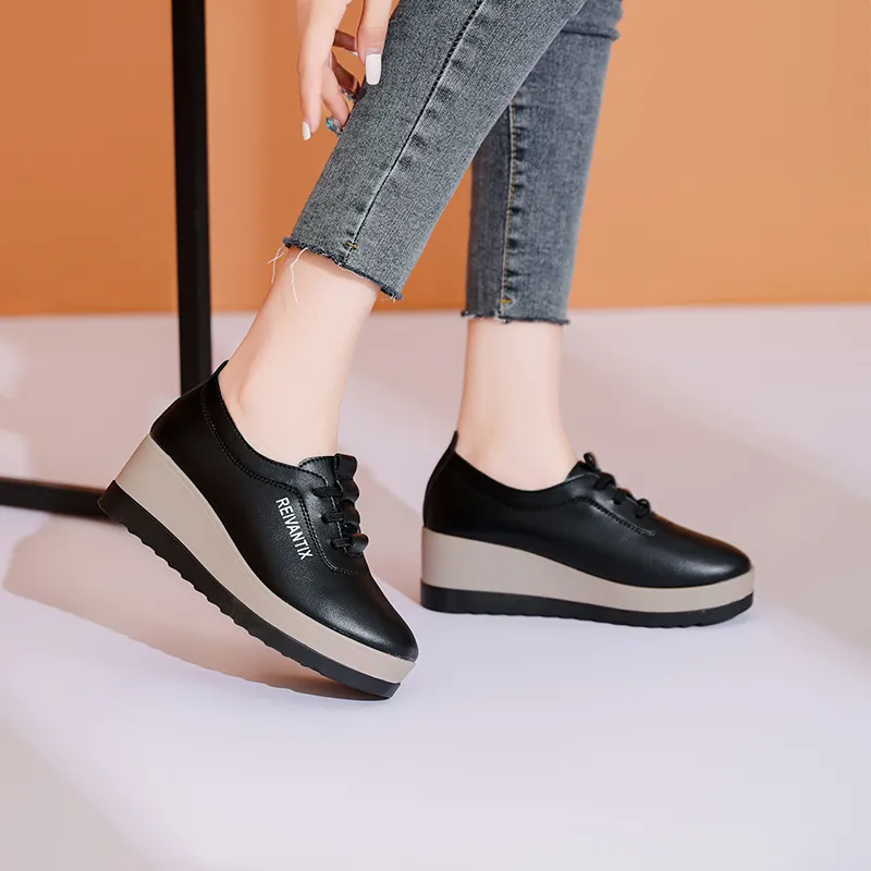 Reivanti Women's Casual Shoes Women's Black-1