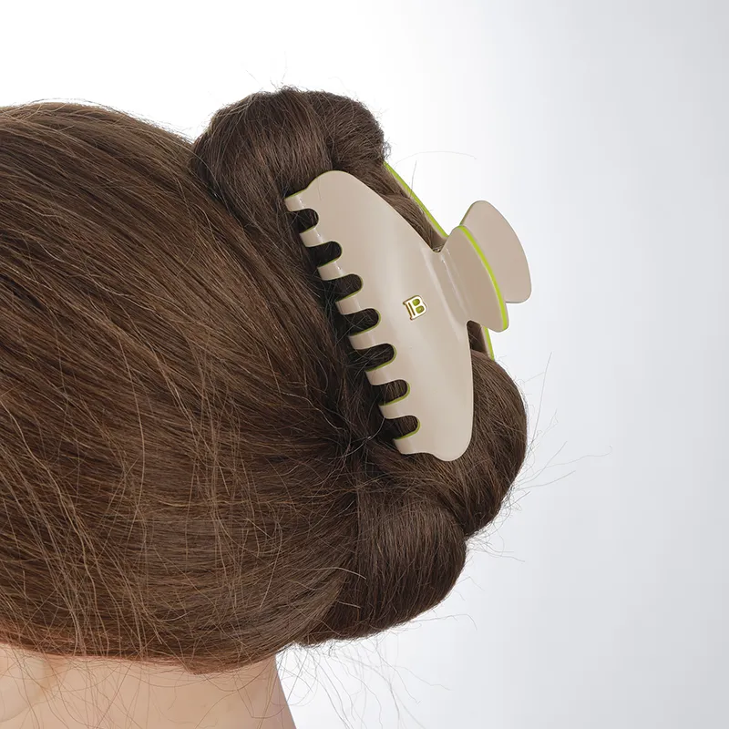 Specialoutlook Acrylic Hair Clips Women's-1
