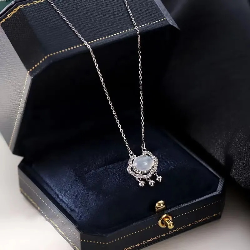 Vegetarian Chalcedony Necklaces Women's-4