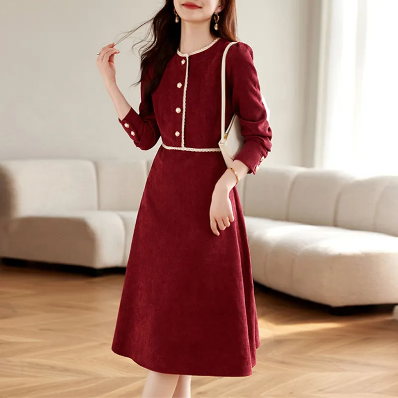 Still Quiet Long Sleeved Dresses Women's Red-5