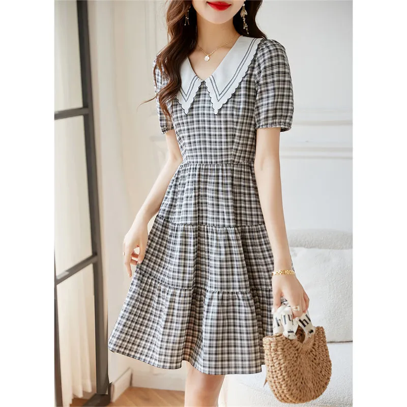 Still Quiet Short Sleeved Dress Women's Black White-2