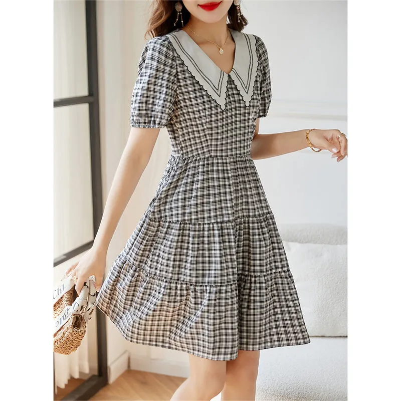 Still Quiet Short Sleeved Dress Women's Black White-3