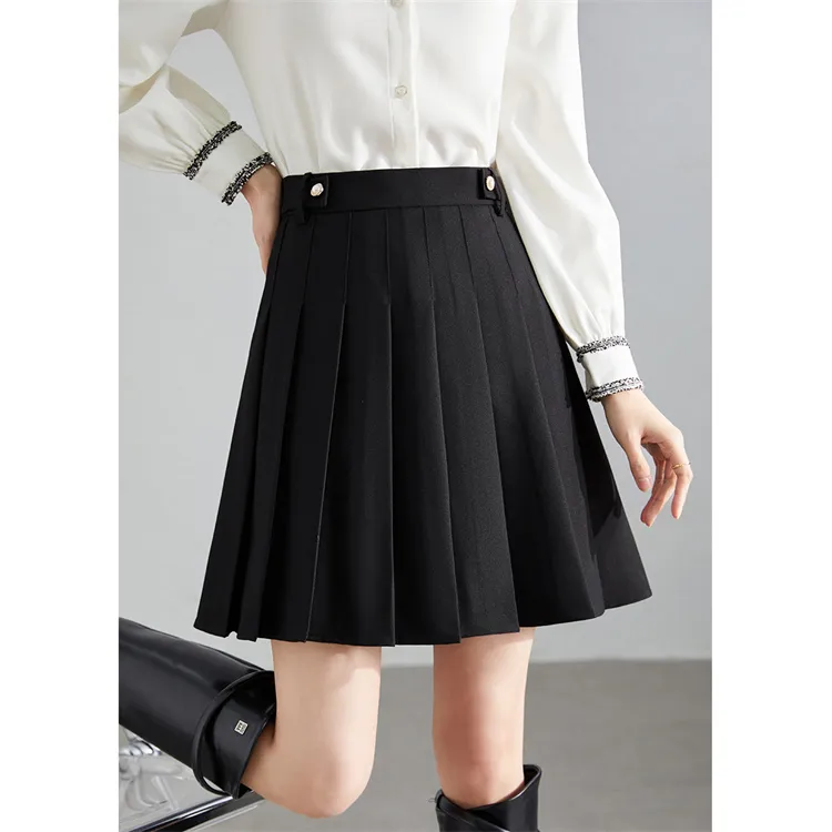 Still Quiet Casual Short Skirts Women's Black-3