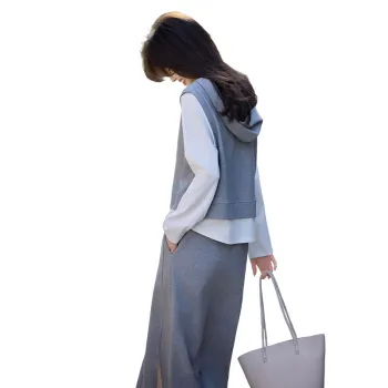 Still Quiet Midi Skirt Set Women's Gray+White