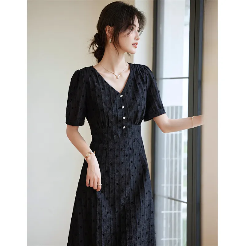 Still Quiet Short Sleeved Dresses Women's Black-4