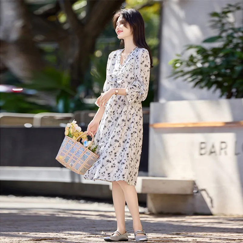 Still quiet Long Sleeved Dresses Women's Gray-2