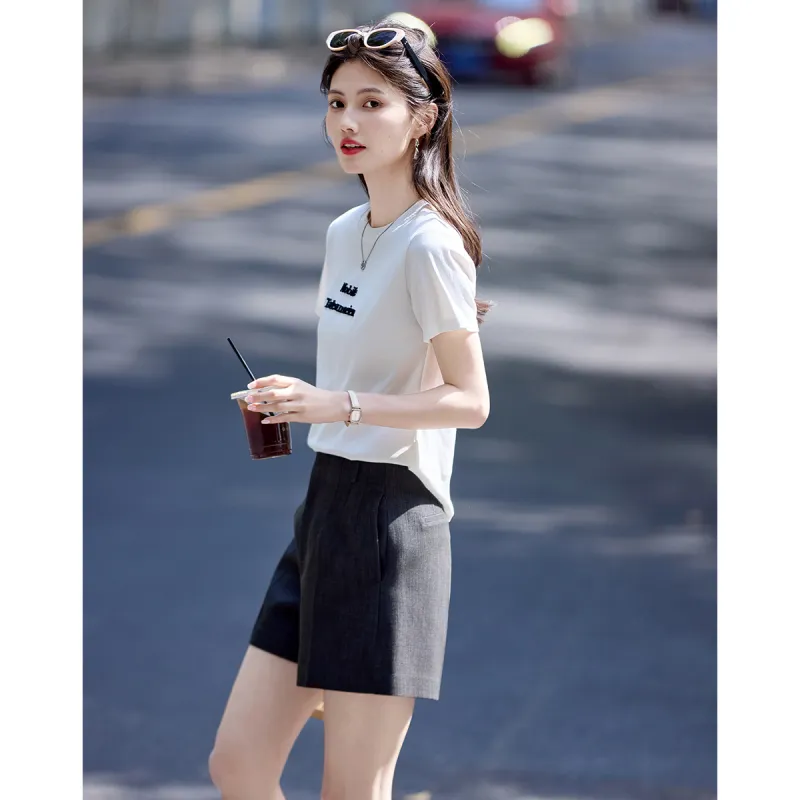 Still quiet T Shirts Women's-11
