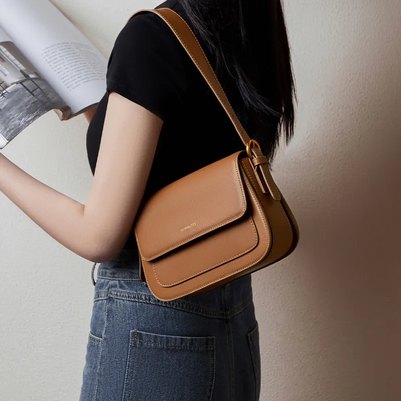 15 MINS Cow Leather Patchwork Synthetic Leather Crossbody Bag Women's Ecru/Midnight Black/Caramel Brown-12