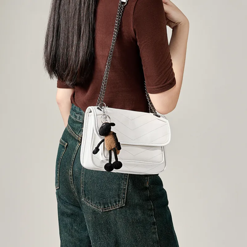 15 MINS Cow Leather Shoulder Bag Regular Women's Ecru-3