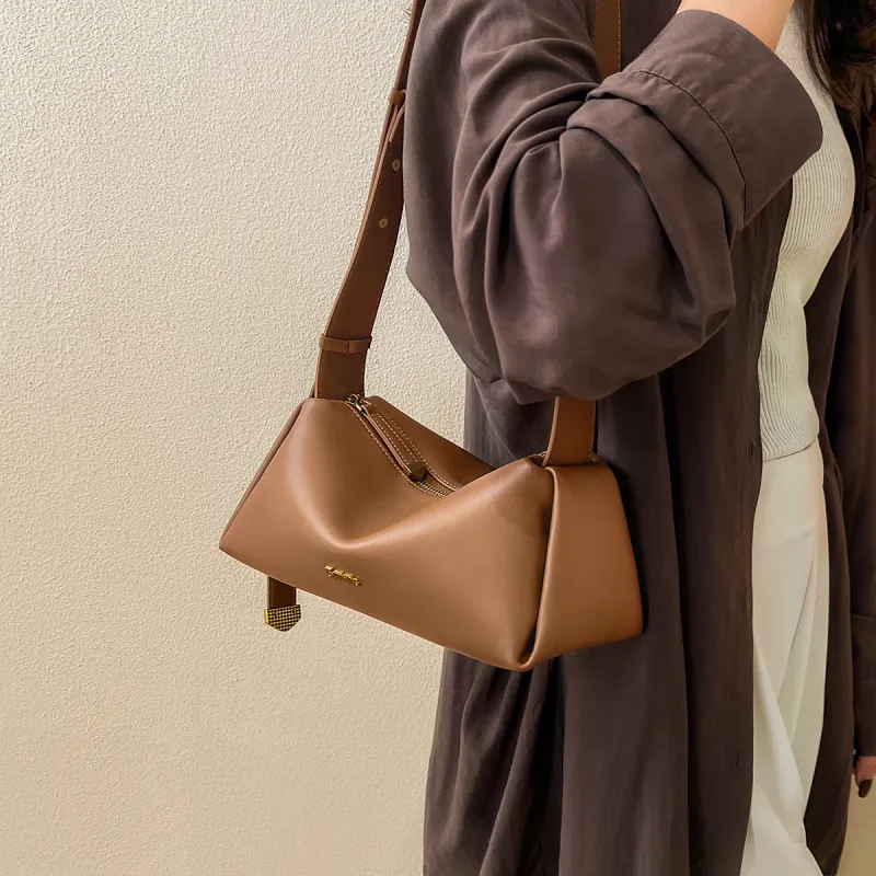 15 MINS Split Leather Cowhide Shoulder Bag Baguette Bag Shoulder Bag Women's Black/Cocoa Brown-8