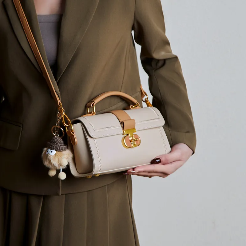 15 MINS Handbags-3