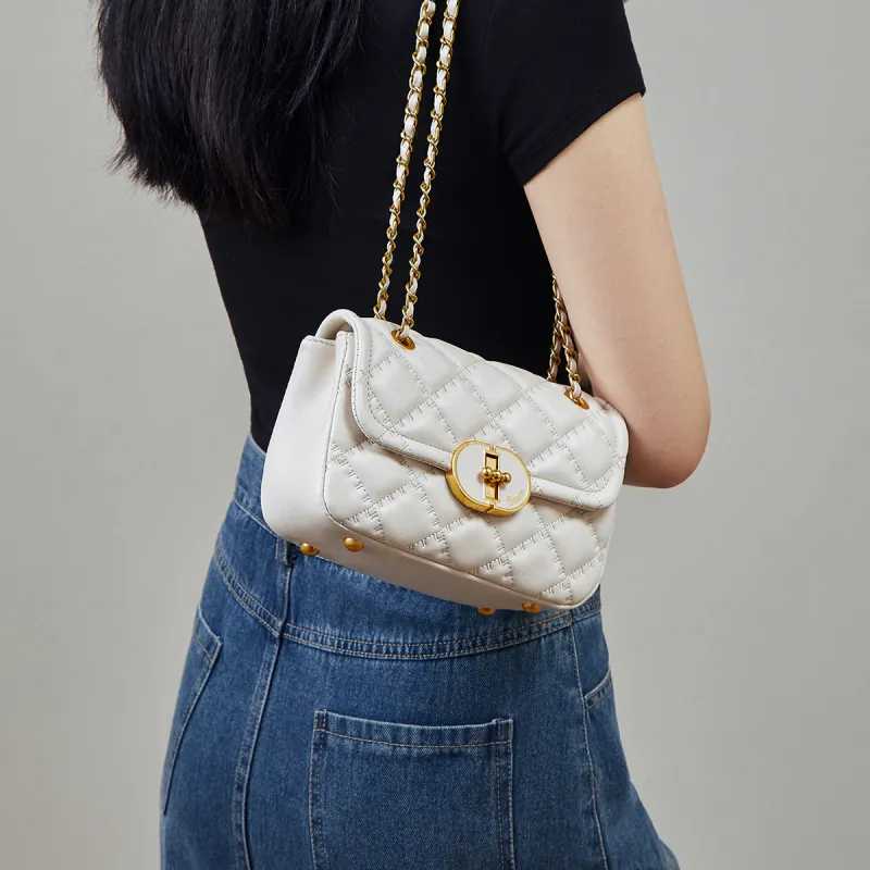 15 MINS Cow Leather Chain Bag Shoulder Bag Crossbody Bag Small Size Women's Ecru/Black-2
