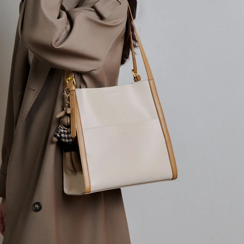 15 MINS Cow Leather Shoulder Bag Tote Bag Pack Large Size Women's Ecru & Apricot-1