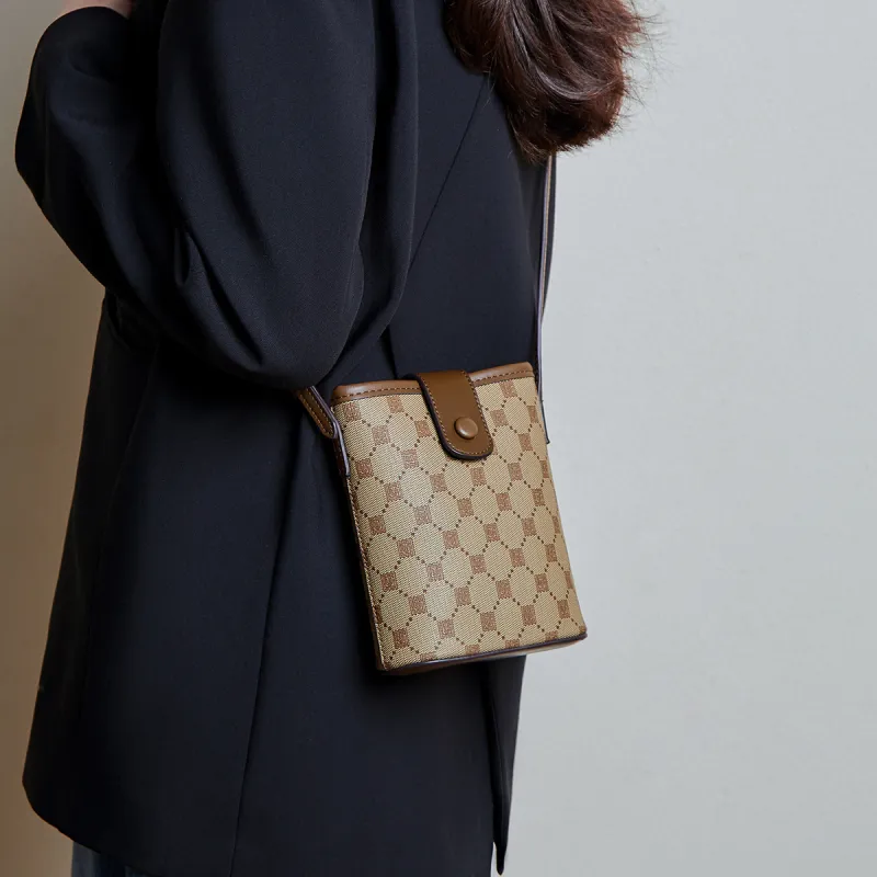 15 MINS PVC And Synthetic Leather Mom Cell Phone Pouch Crossbody Bag Shoulder Bag Mini Women's Coffee-1