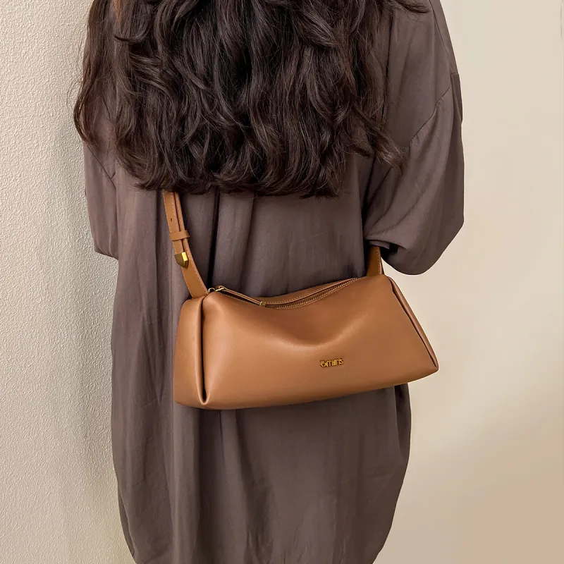 15 MINS Split Leather Cowhide Shoulder Bag Baguette Bag Shoulder Bag Women's Black/Cocoa Brown-7