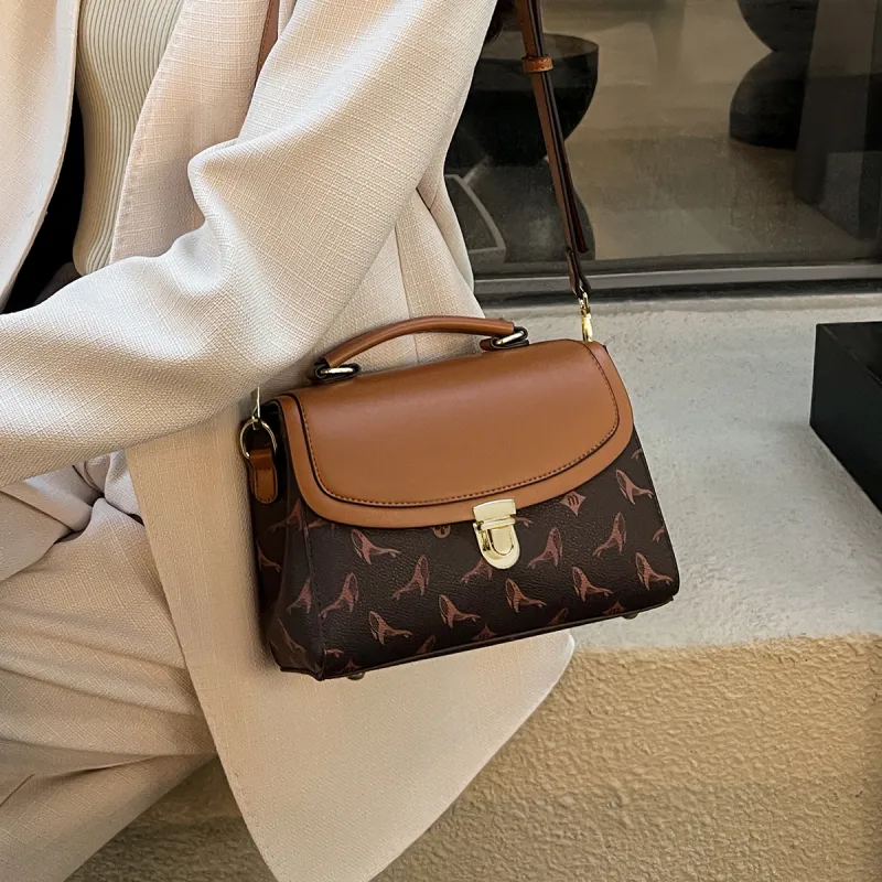 15 MINS PVC Synthetic Leather Shoulder Bag, Small Square Bag, One Shoulder Handbag Medium Size Women's Coffee-2