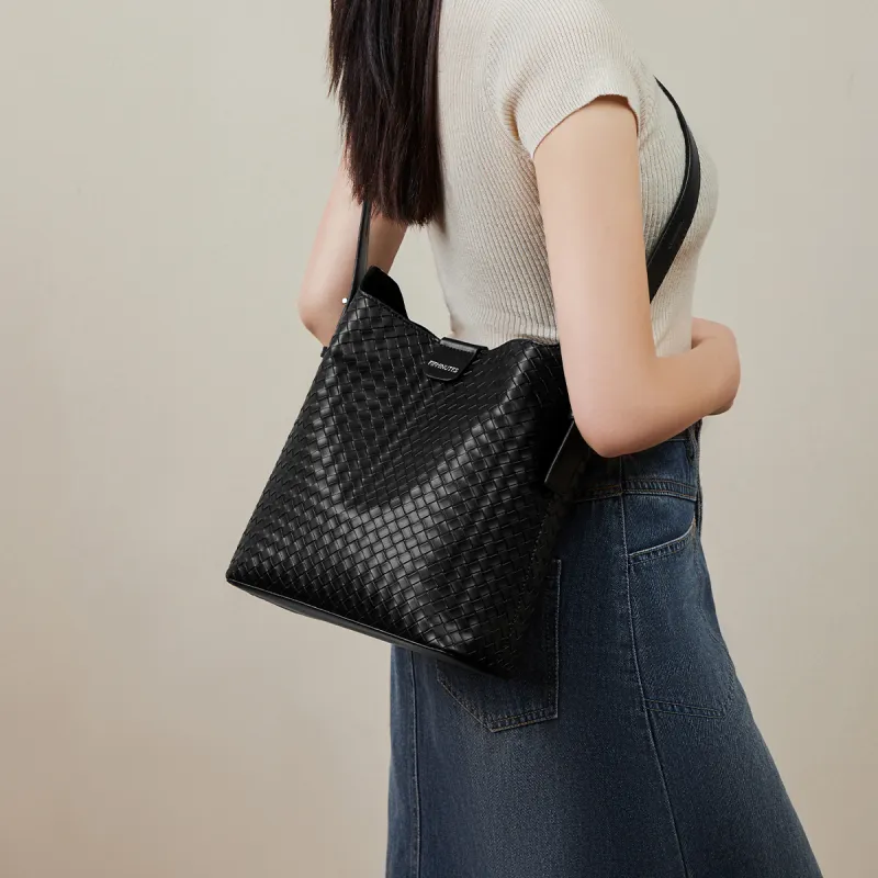 15 MINS Synthetic Leather Bucket Bags Shoulder Bags Large Size Women's Midnight Black-2