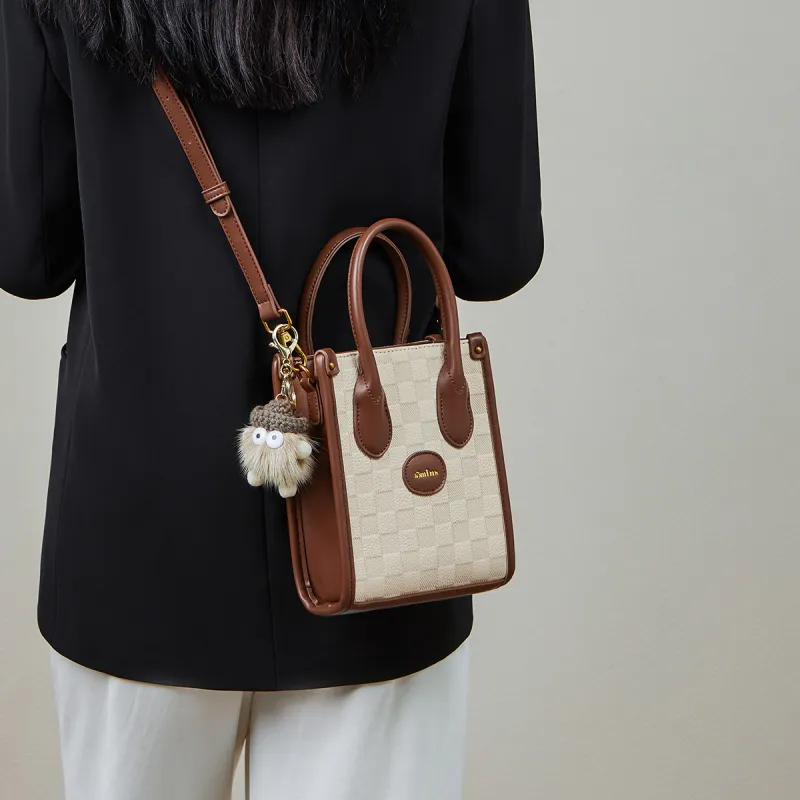 15 MINS Top Grain Cow Leather One Shoulder Crossbody Medium Size Women's Ecru & Brown-3