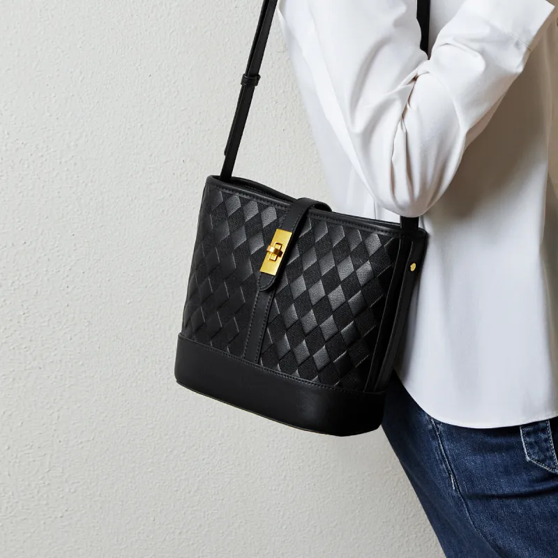 15 MINS Cow Leather Crossbody Bag, Shoulder Bag Regular Women's Ecru & Apricot/Midnight Black-7